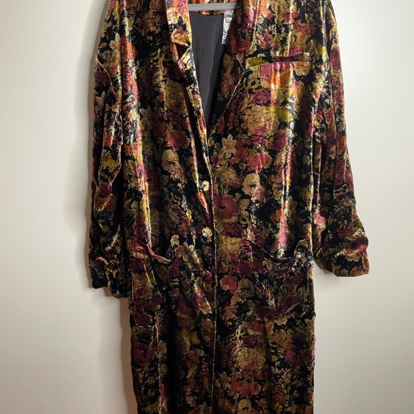 Free People Simone Velvet Long Maxi Duster in Black Rose Combo Size L NEW - Picture 8 of 9